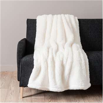CÂLIN Faux fur blanket in ecru (150 x 200cm)