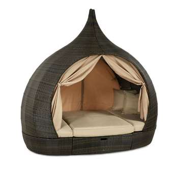 Debenhams Dark Brown Rattan-Effect LA Peach Garden Daybed (260 x 270cm)